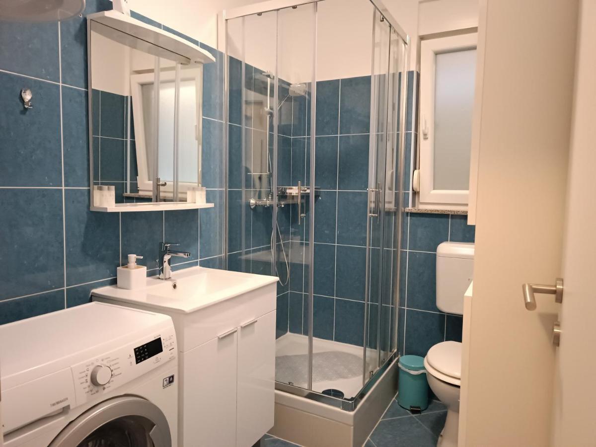 Apartment Luka プーラ エクステリア 写真